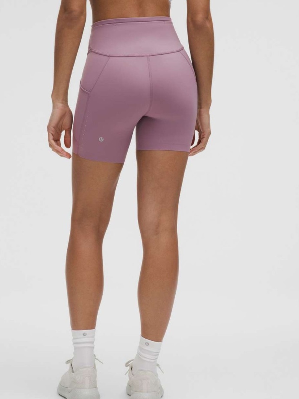 Lululemon Fast and Free High-Rise Short 6" *Pockets - Picture 2 of 8